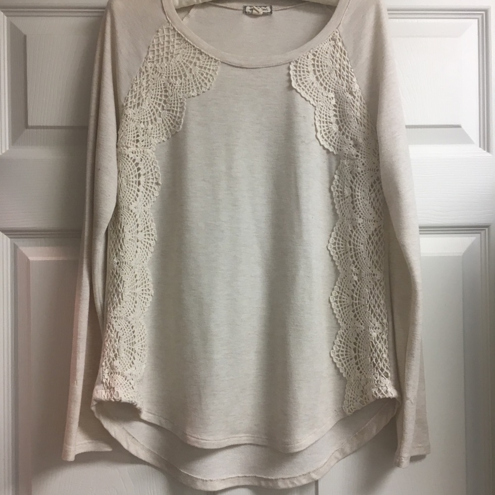 Long sleeve top